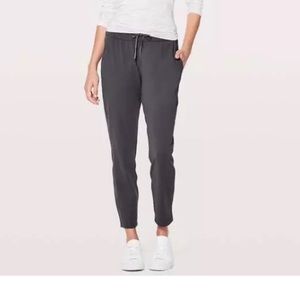 lululemon on the fly pant